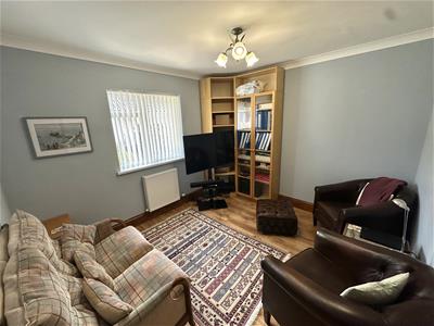 Sitting Room / Bedroom 4